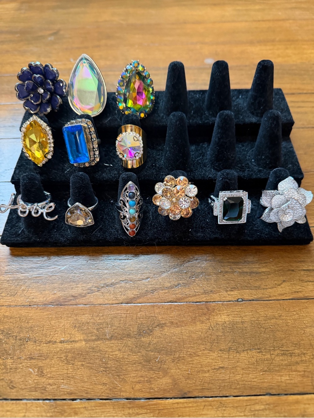Assorted Multi-Color Statement Rings - Women Jewelry - Picture 4 of 8
